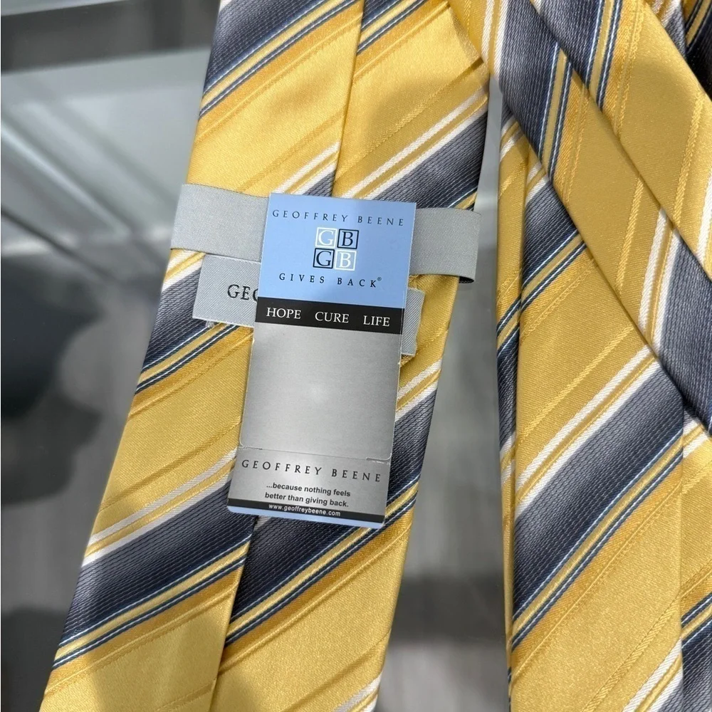 Geoffrey Beene 100% Silk Yellow and Blue Stripe Men’s Tie